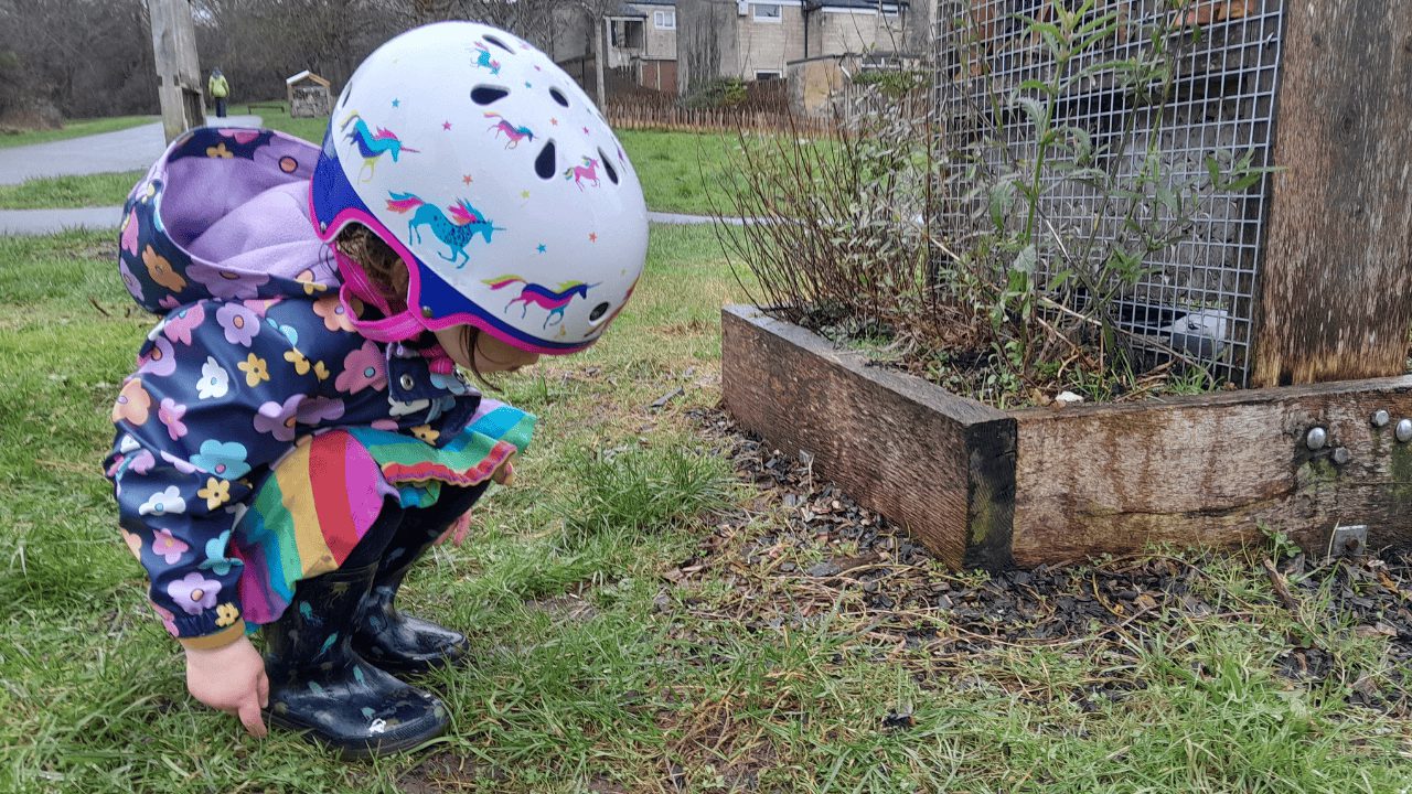 Bug hotel child